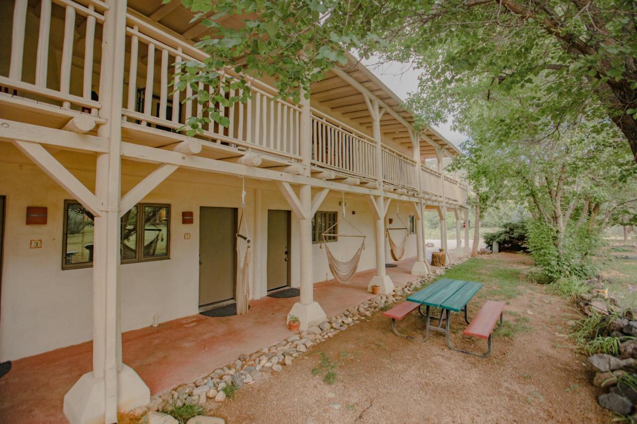 Blue Sky Retreat At San Geronimo Lodge Таос Экстерьер фото